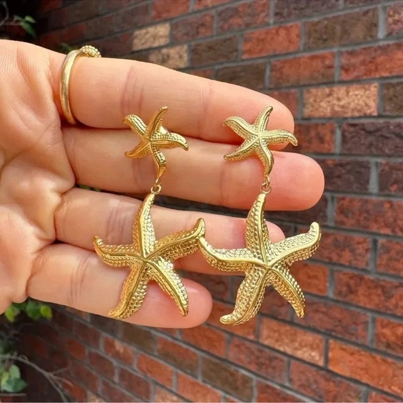Anthropologie Starfish 18K Gold Stainless Steel Waterproof  Earrings - Picture 2 of 15